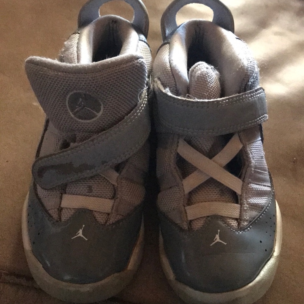 Used boy jordens